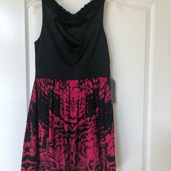 Women dress - Picture 2 of 5